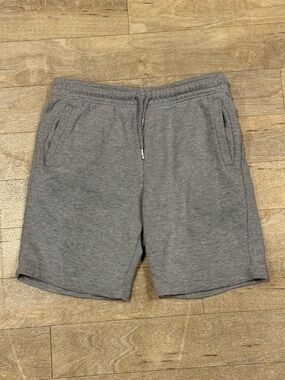 Forever 21 Grey Sweat Shorts Elastic Waistband Size Small